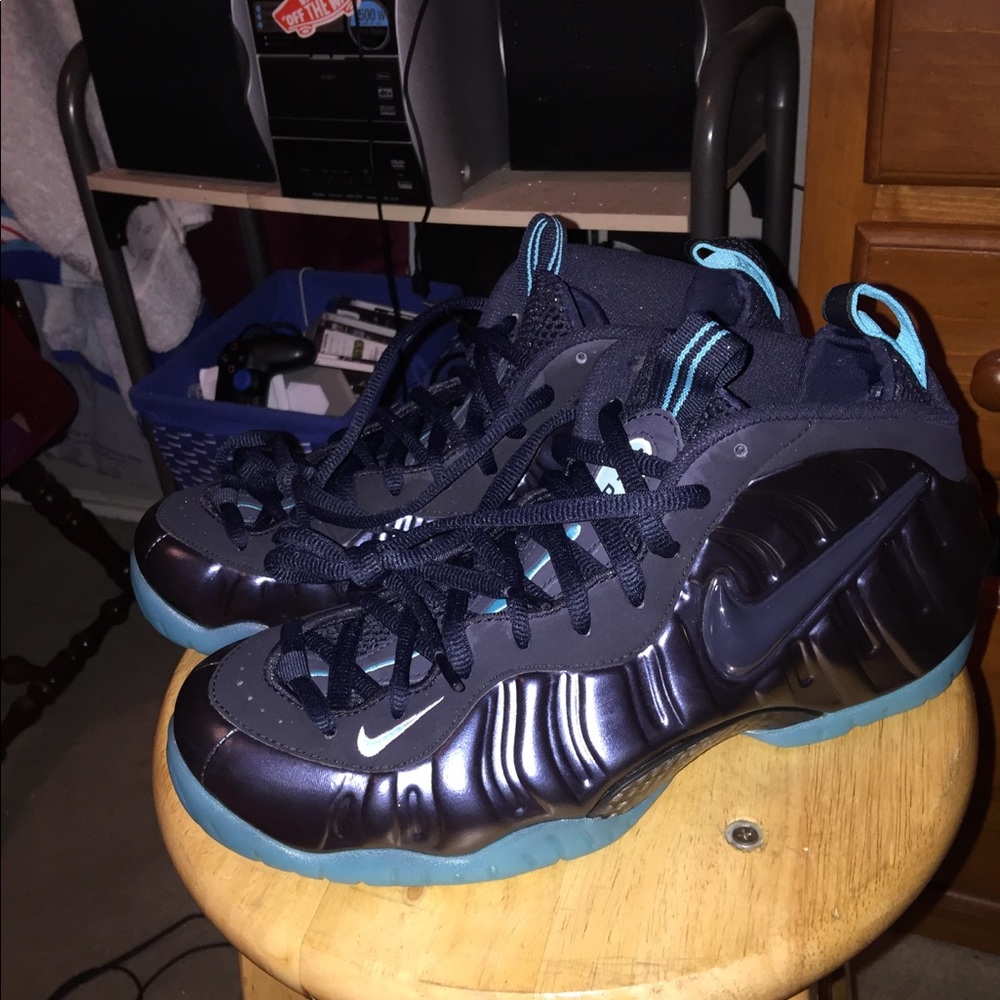 Aqua foamposites